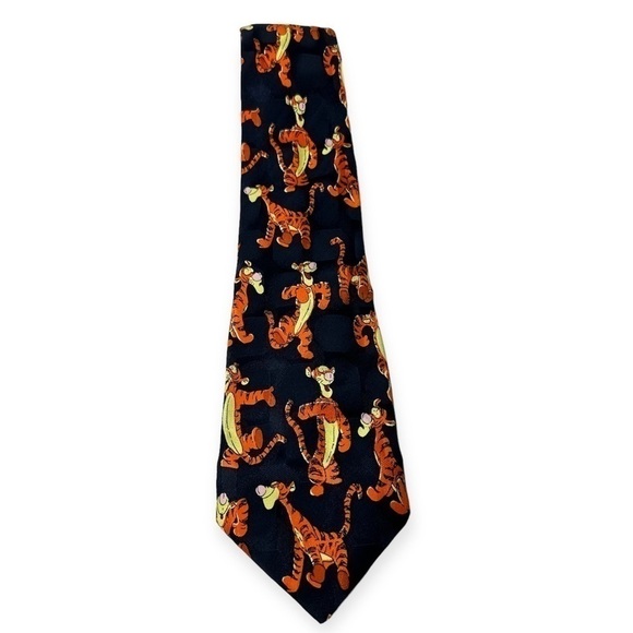 Disney Winnie the Pooh Men’s 100% Silk Tie - Picture 1 of 5